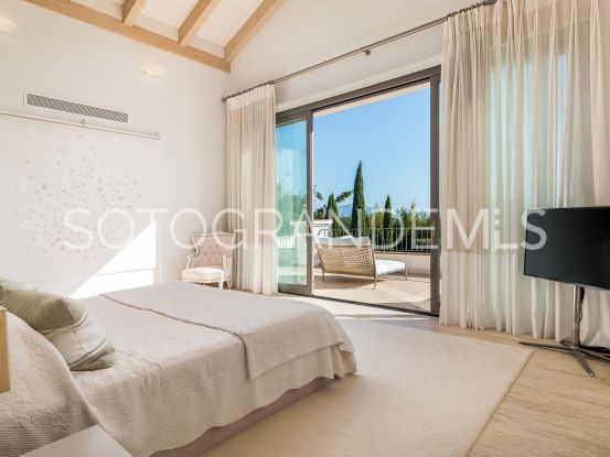 For sale villa with 6 bedrooms in Sotogrande Alto | Consuelo Silva Real Estate