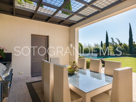 For sale villa with 6 bedrooms in Sotogrande Alto | Consuelo Silva Real Estate