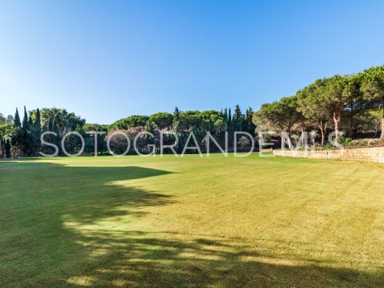 For sale villa with 6 bedrooms in Sotogrande Alto | Consuelo Silva Real Estate