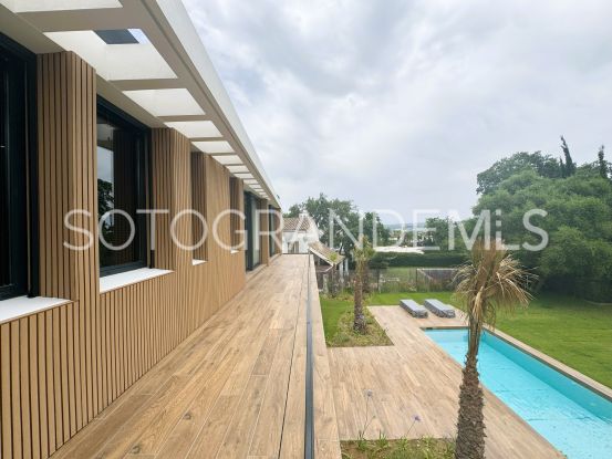 Zona B, Sotogrande Costa, villa de 5 dormitorios en venta | Consuelo Silva Real Estate