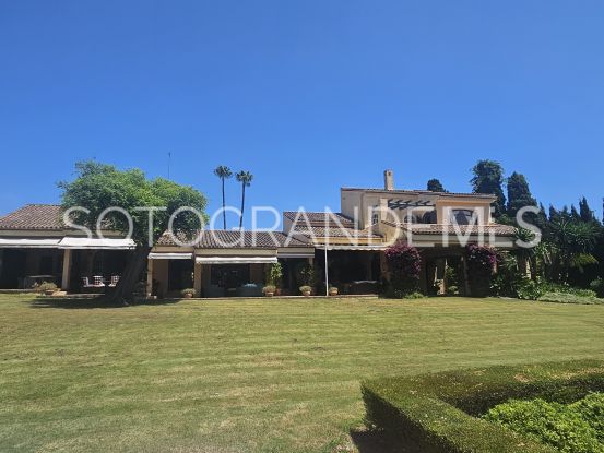 Buy villa in Sotogrande Alto | Consuelo Silva Real Estate