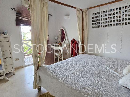 Villa en venta en Sotogrande Costa con 5 dormitorios | Consuelo Silva Real Estate