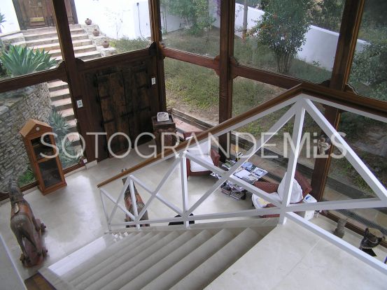 Villa en venta en Sotogrande Costa con 5 dormitorios | Consuelo Silva Real Estate