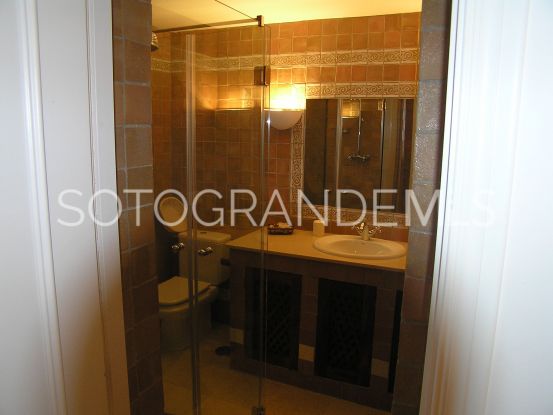 Villa en venta en Sotogrande Costa con 5 dormitorios | Consuelo Silva Real Estate