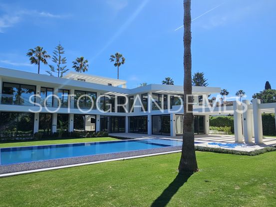 Reyes y Reinas, Sotogrande Costa, villa en venta | Consuelo Silva Real Estate