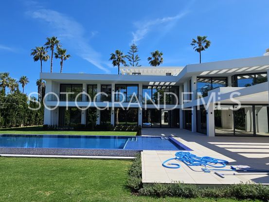 Reyes y Reinas, Sotogrande Costa, villa en venta | Consuelo Silva Real Estate