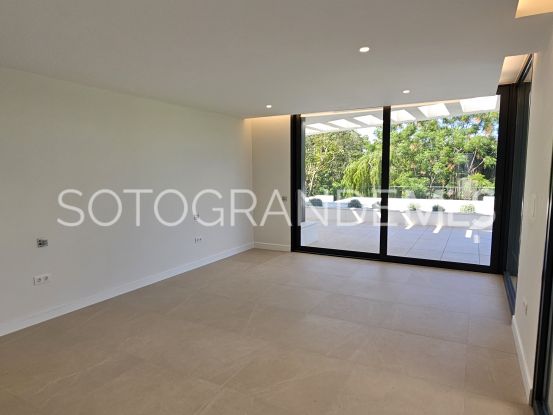 Reyes y Reinas, Sotogrande Costa, villa en venta | Consuelo Silva Real Estate