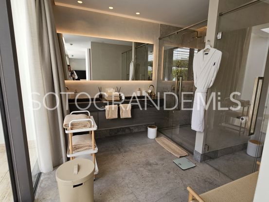 Comprar villa en La Reserva | Consuelo Silva Real Estate