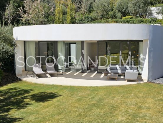 Comprar villa en La Reserva | Consuelo Silva Real Estate