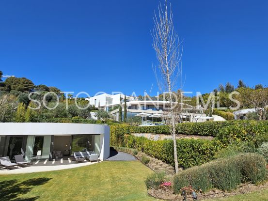Comprar villa en La Reserva | Consuelo Silva Real Estate