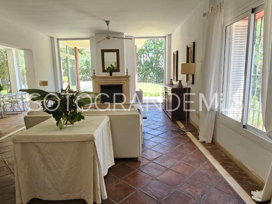 Se vende villa en Sotogrande Costa de 4 dormitorios | Consuelo Silva Real Estate