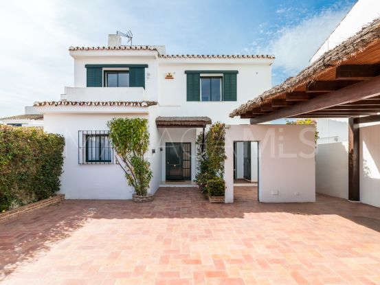 For sale semi detached house in San Pedro Playa | Alcantara Estates