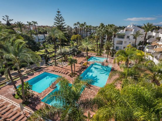 For sale apartment in Alcazaba with 4 bedrooms | Callum Swan Realty