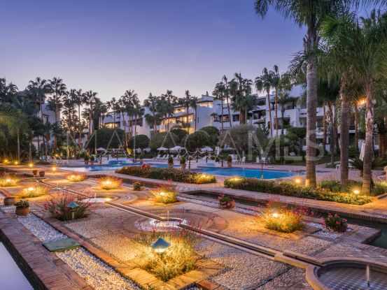 For sale ground floor apartment with 3 bedrooms in Puente Romano, Marbella Golden Mile | Callum Swan Realty