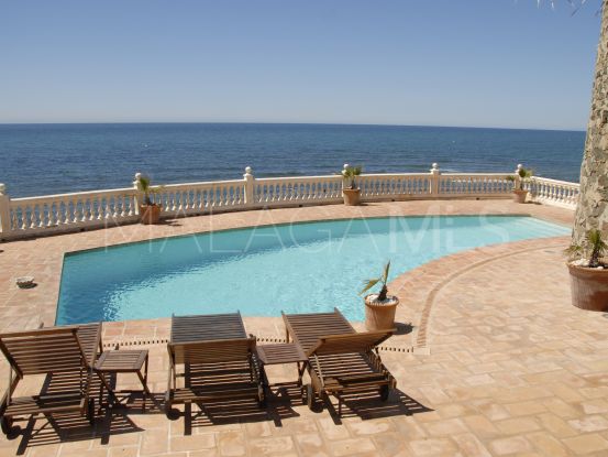 Villa for sale in Doña Lola with 4 bedrooms | Callum Swan Realty