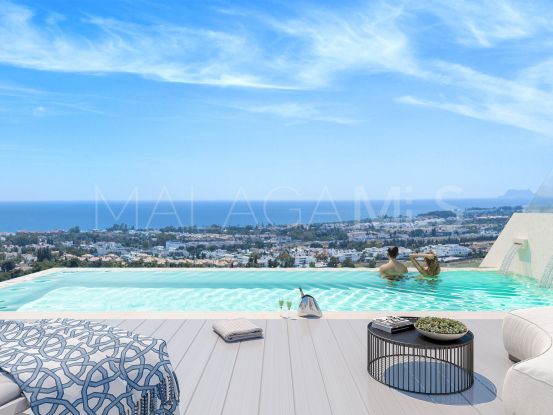 For sale villa in Nueva Andalucia with 4 bedrooms | Callum Swan Realty