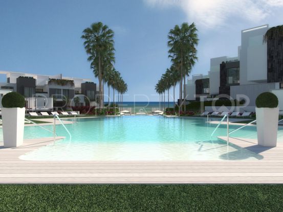 Adosado en venta con 3 dormitorios en Estepona | Callum Swan Realty