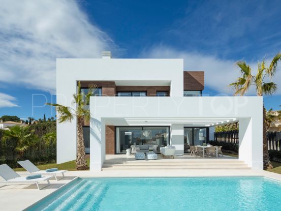 Villa with 4 bedrooms in El Paraiso | Callum Swan Realty
