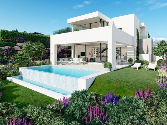 3 bedrooms villa for sale in Estepona Golf | Callum Swan Realty