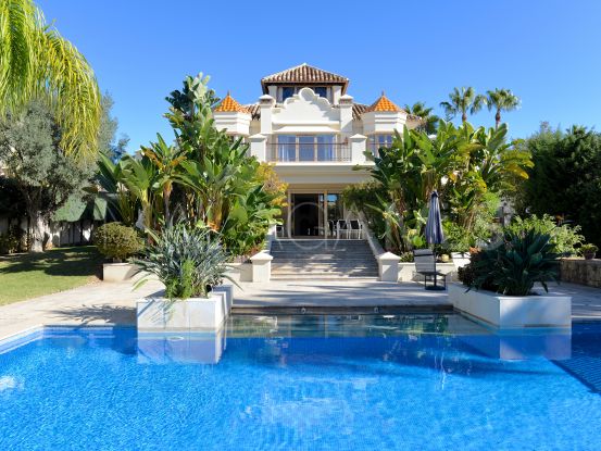 Las Chapas 4 bedrooms villa | Callum Swan Realty