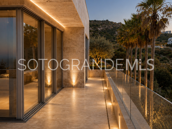 4 bedrooms villa in San Diego for sale | Holmes Property Sales