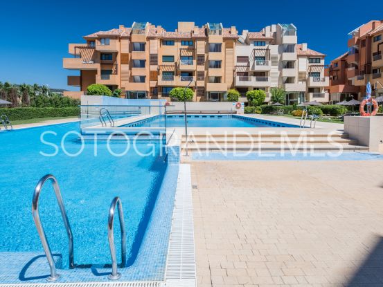 Ribera del Marlin, apartamento planta baja en venta | Holmes Property Sales