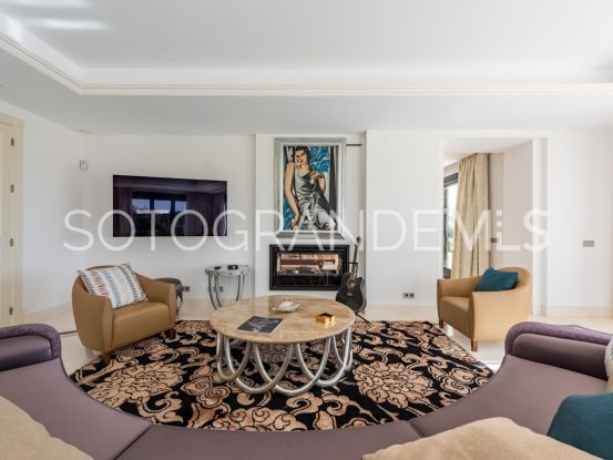 Villa en La Reserva de 5 dormitorios | Holmes Property Sales