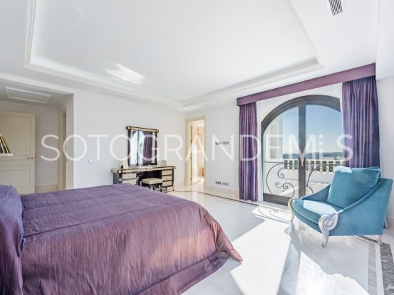 Villa en La Reserva de 5 dormitorios | Holmes Property Sales