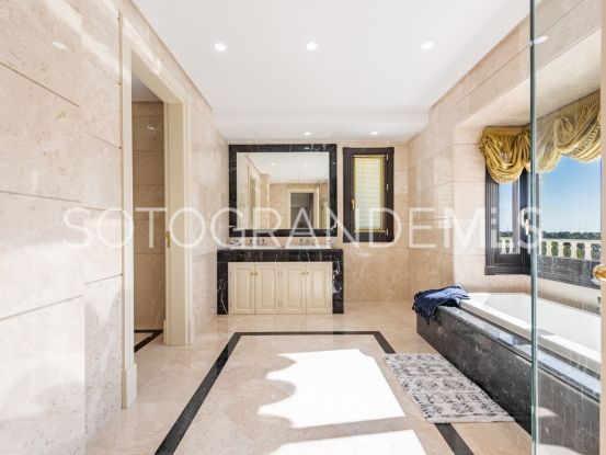 Villa en La Reserva de 5 dormitorios | Holmes Property Sales