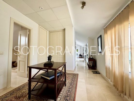For sale duplex penthouse with 6 bedrooms in Isla Carey, Sotogrande Marina | Holmes Property Sales