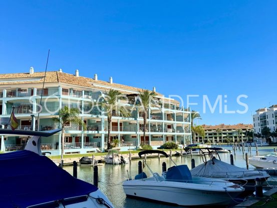 For sale duplex penthouse with 6 bedrooms in Isla Carey, Sotogrande Marina | Holmes Property Sales