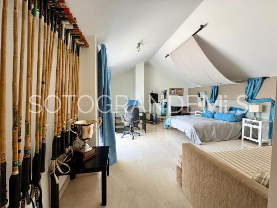 For sale duplex penthouse with 6 bedrooms in Isla Carey, Sotogrande Marina | Holmes Property Sales