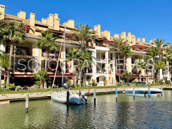 For sale duplex penthouse with 6 bedrooms in Isla Carey, Sotogrande Marina | Holmes Property Sales