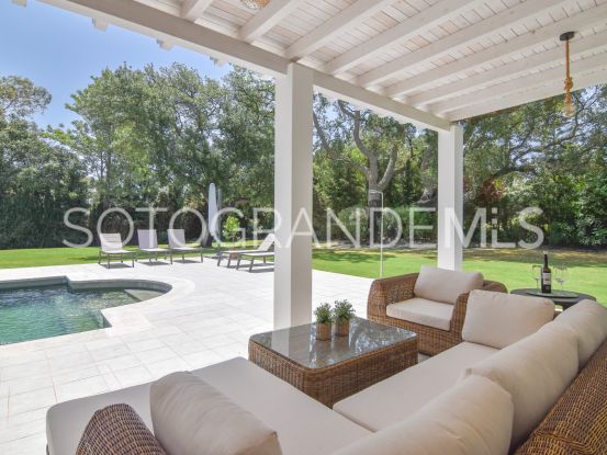 Buy villa with 4 bedrooms in Sotogrande Alto Central | Holmes Property Sales