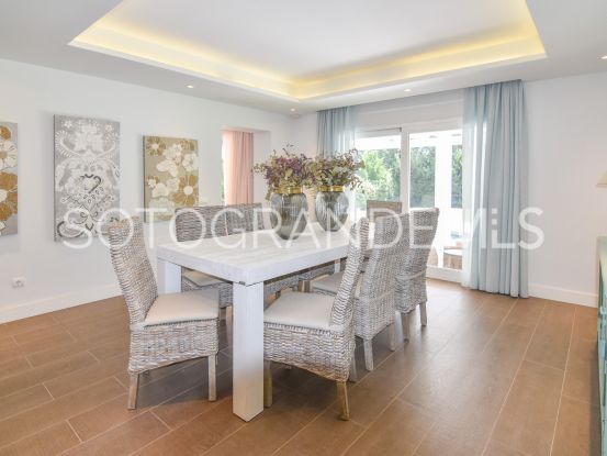 Buy villa with 4 bedrooms in Sotogrande Alto Central | Holmes Property Sales