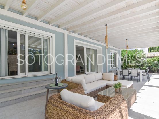 Buy villa with 4 bedrooms in Sotogrande Alto Central | Holmes Property Sales