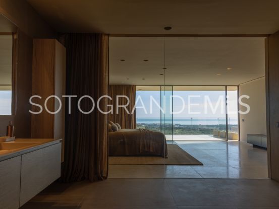 Villa a la venta de 8 dormitorios en La Reserva, Sotogrande | Holmes Property Sales
