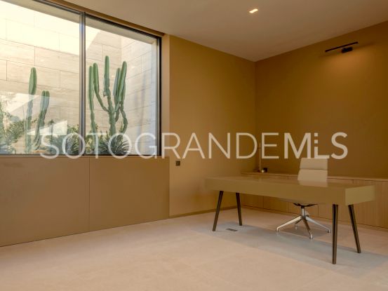 Villa a la venta de 8 dormitorios en La Reserva, Sotogrande | Holmes Property Sales