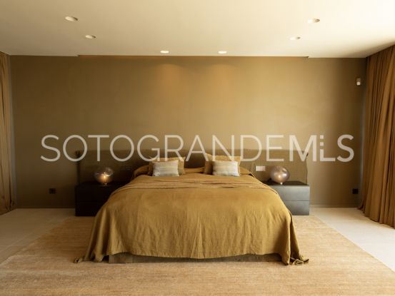 Villa a la venta de 8 dormitorios en La Reserva, Sotogrande | Holmes Property Sales