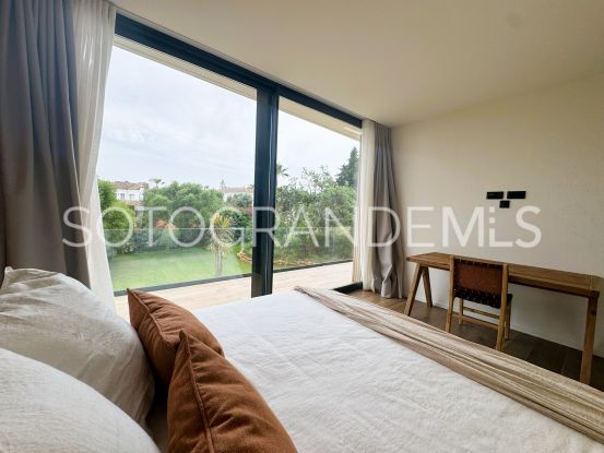 Se vende villa de 6 dormitorios en Sotogrande Costa Central | Holmes Property Sales