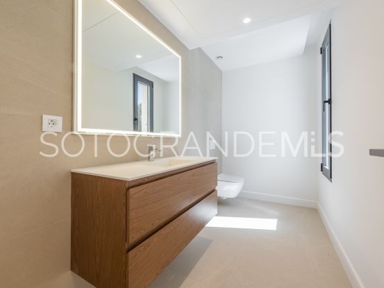 Reyes y Reinas, Sotogrande Costa, villa en venta de 5 dormitorios | Holmes Property Sales