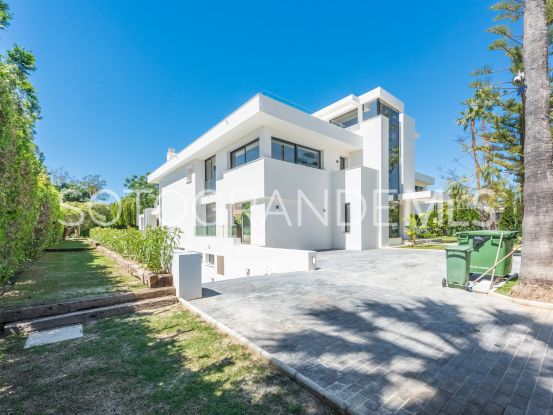 Reyes y Reinas, Sotogrande Costa, villa en venta de 5 dormitorios | Holmes Property Sales