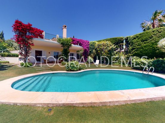 4 bedrooms Zona F villa for sale | Holmes Property Sales