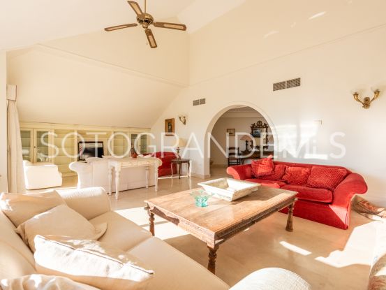 Sotogrande Puerto Deportivo, Ático con 4 dormitorios a la venta | Holmes Property Sales
