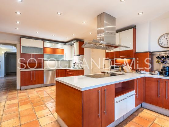 Buy 6 bedrooms villa in Zona F, Sotogrande Alto | Holmes Property Sales