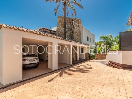 Villa en venta con 5 dormitorios en Almenara, Sotogrande | Holmes Property Sales