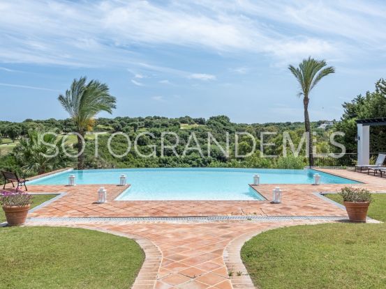 Villa en venta en Zona F, Sotogrande Alto | Holmes Property Sales