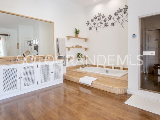 Villa en venta en Zona F, Sotogrande Alto | Holmes Property Sales