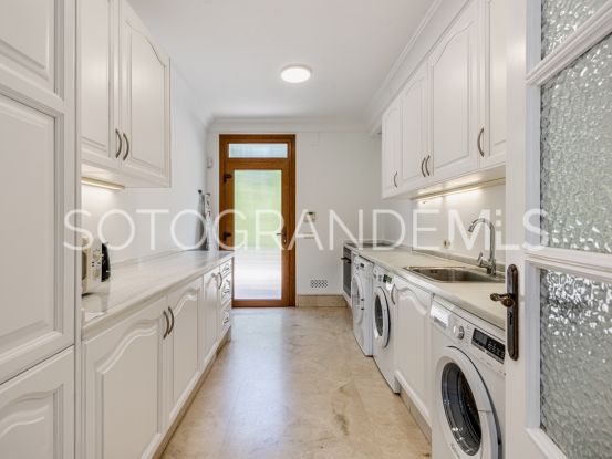 Villa en venta en Zona F, Sotogrande Alto | Holmes Property Sales