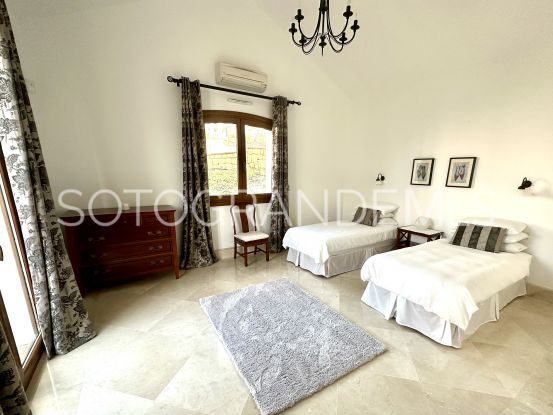 Villa en venta en Zona F, Sotogrande Alto | Holmes Property Sales